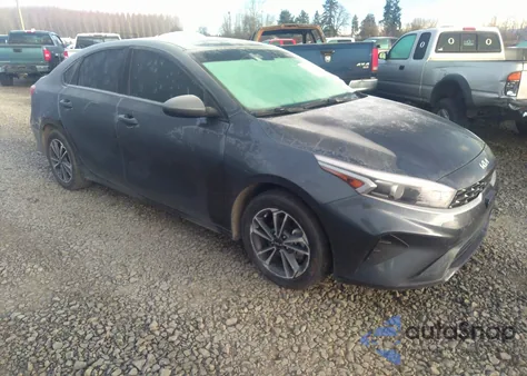 2024 Kia Forte Lxs z USA, uszkodzony, nr VIN 3KPF24AD9RE735321